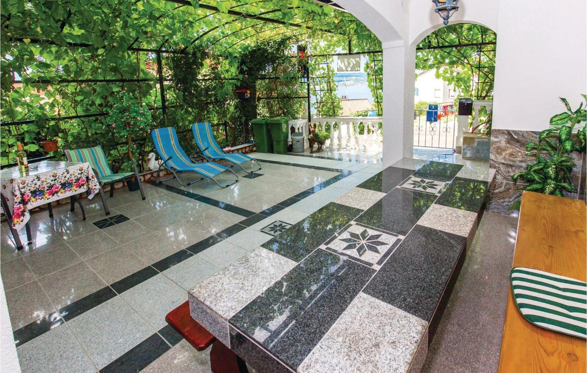 Stunning Apartment In Crikvenica With Kitchen 외부 사진